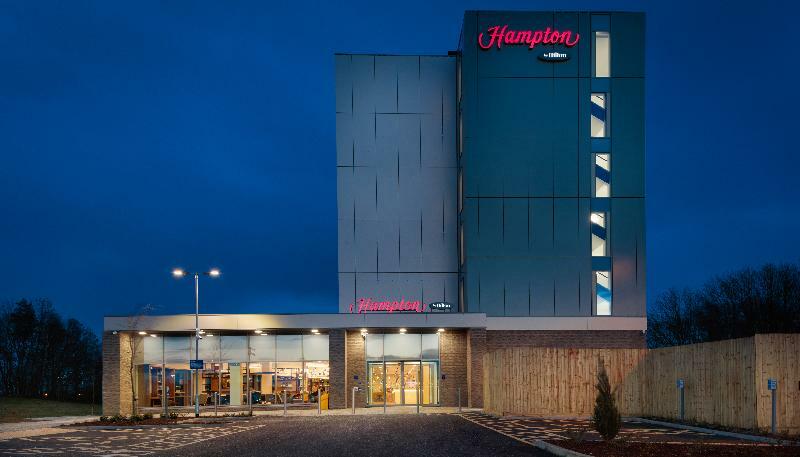 מלון אינגליסטון Hampton By Hilton Edinburgh Airport מראה חיצוני תמונה